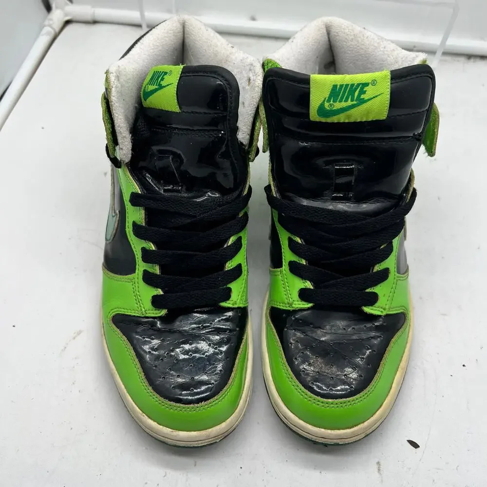 Nike dunk shoes